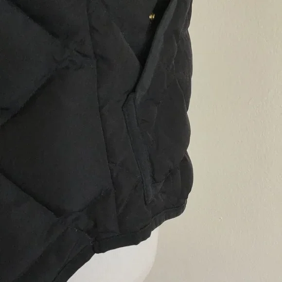 Elegant Black Puffer Sleeveless Jacket Large